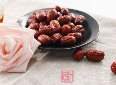 原料有紅棗、粳米、當歸和白糖